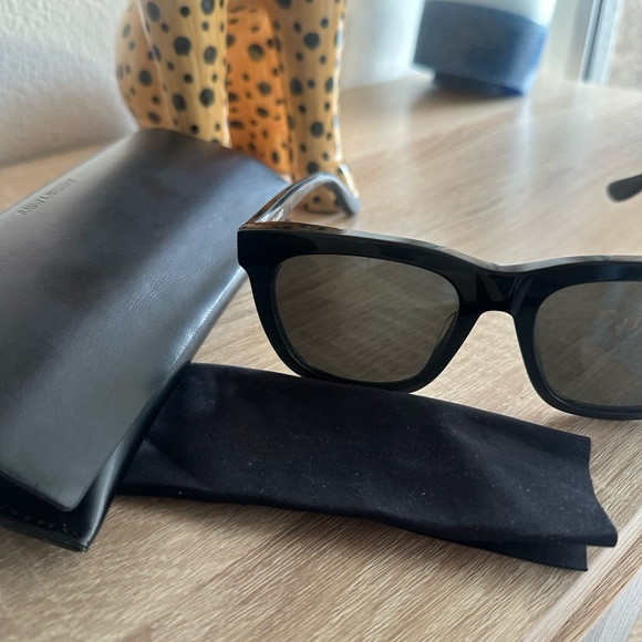Saint Laurent Square Sunglasses - Picture 5 of 7